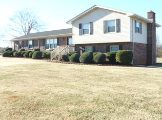 1903 Love Springs Rd, Gaffney, SC 29341