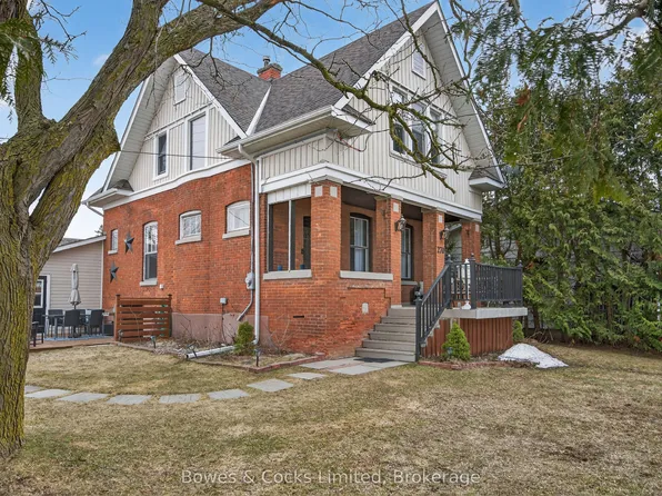 270 William St N, Kawartha Lakes, ON K9V 4C1