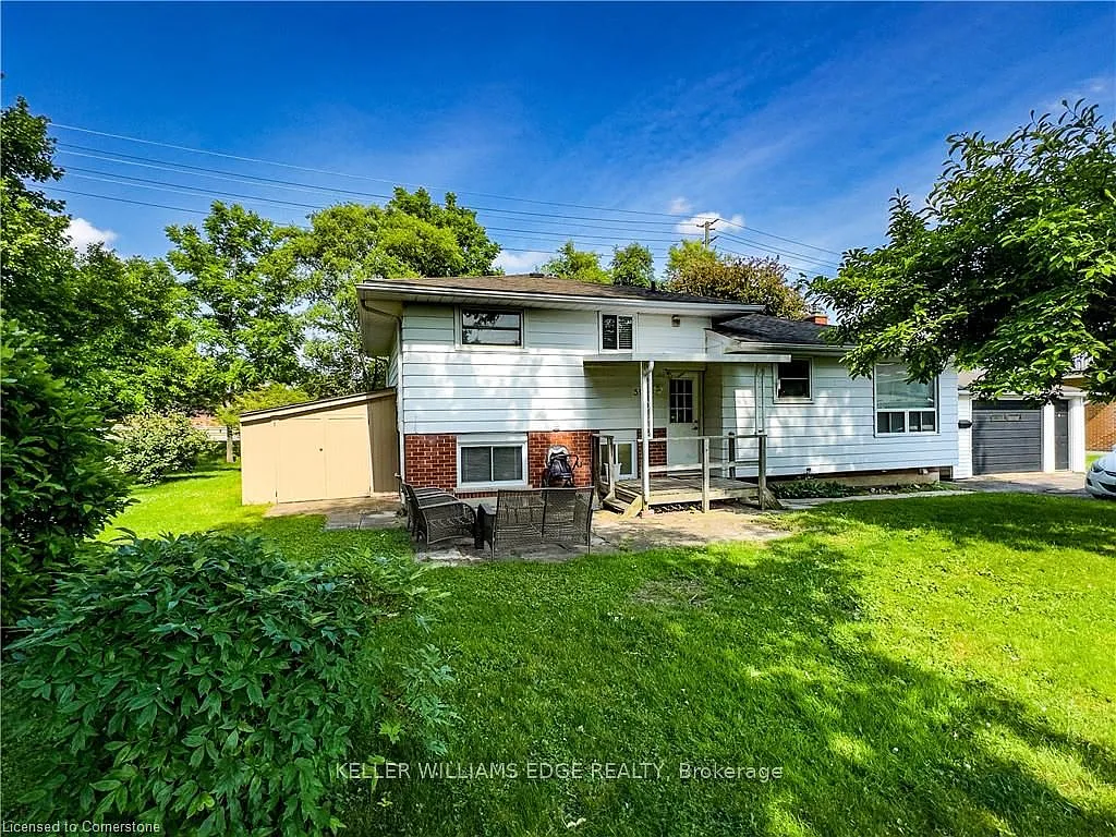 3 bed, $2,200 — Photo 2