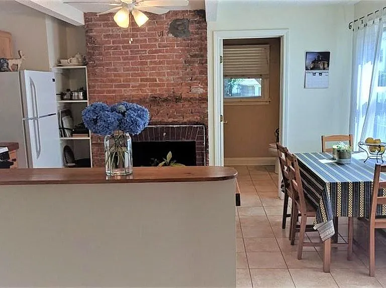 41 Pearl St #1 — Photo 4