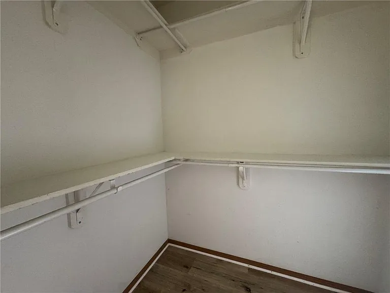 1302 N 22nd St — Photo 12