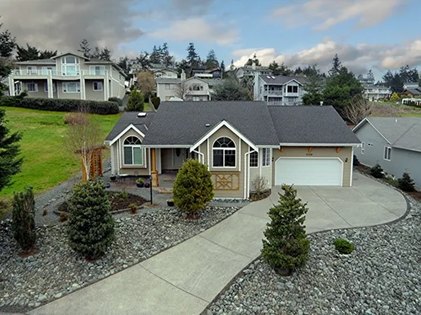 4508 Bryce Dr, Anacortes, WA 98221