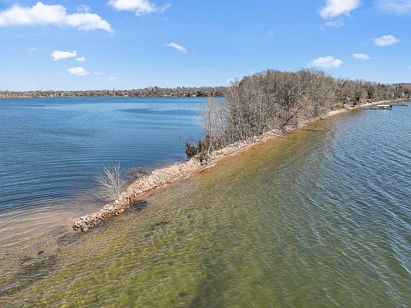 4th image of 10200 Point Pleasant Rd