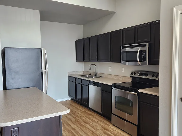 640 S 50th St #1230 — Photo 1