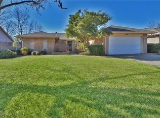 2209 Fox Ave, Moore, OK 73160