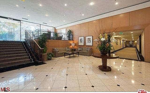 1st image of 211 S Spalding Dr #305S