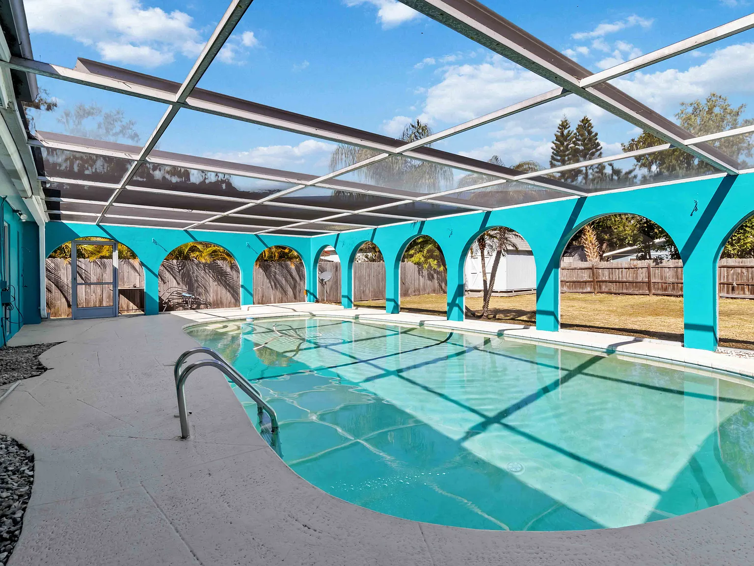 2 bed, 1368 sqft, $2,700 — Photo 3