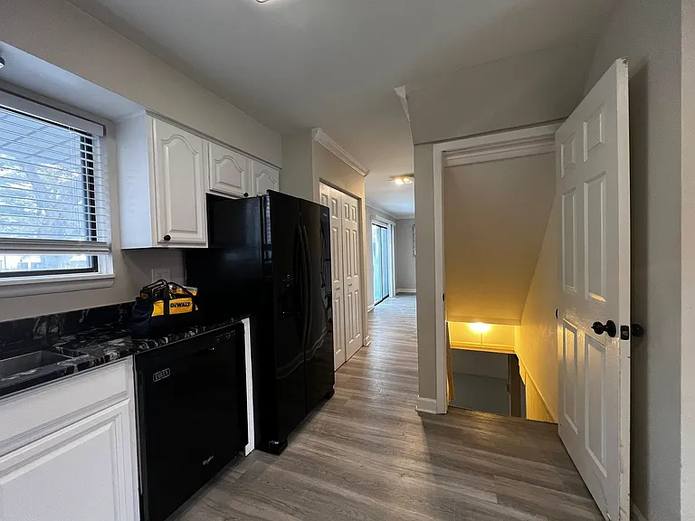 7333 Winthrop Way #10 — Photo 4