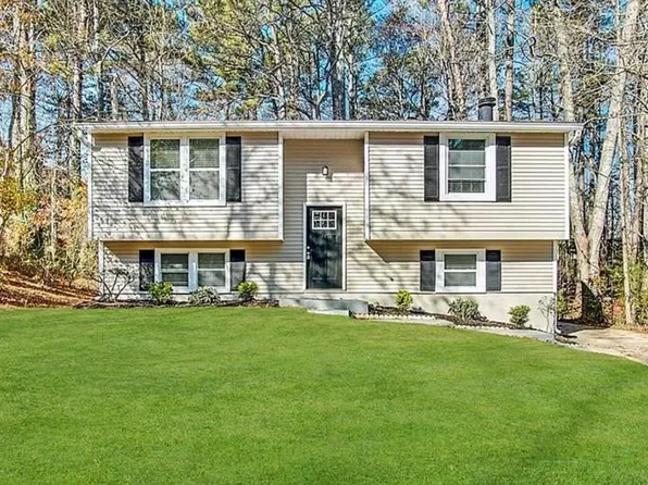 1897 Madras Ct, Lithonia, GA 30058