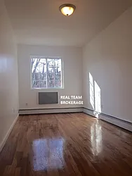 Rented by Real Team Brokerage