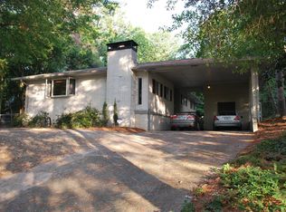 2912 Whispering Hills Dr, Atlanta, GA