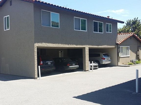 5th image of 447 Pinehurst Ave APT 3