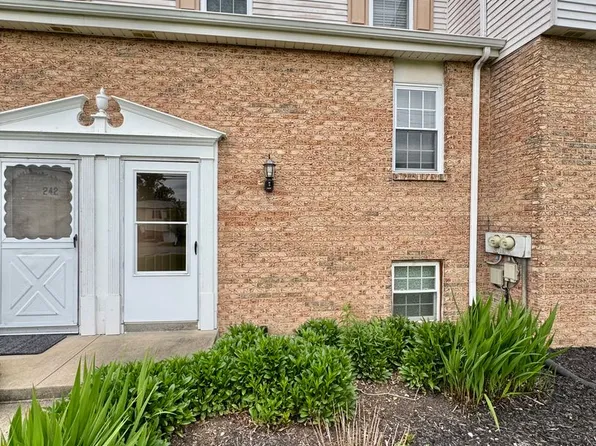 244 E Commons Dr, Cranberry Township, PA 16066
