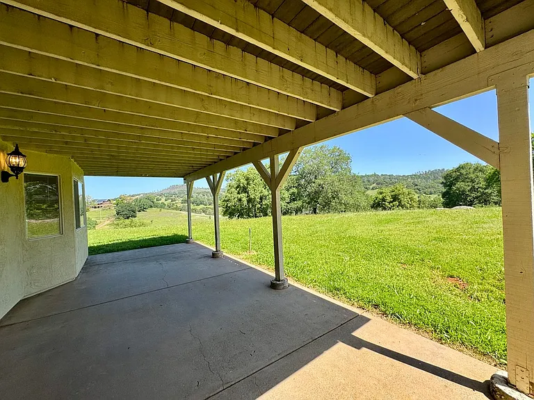 6255 Peacock Way — Photo 42