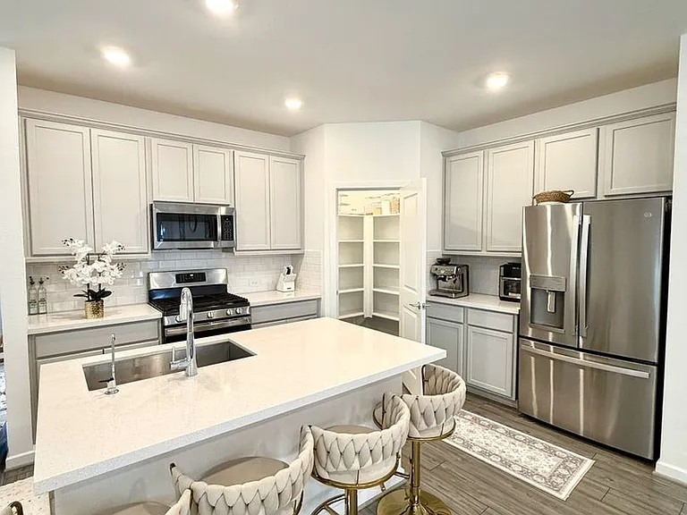 7558 Magnolia Orchid Ln — Photo 9