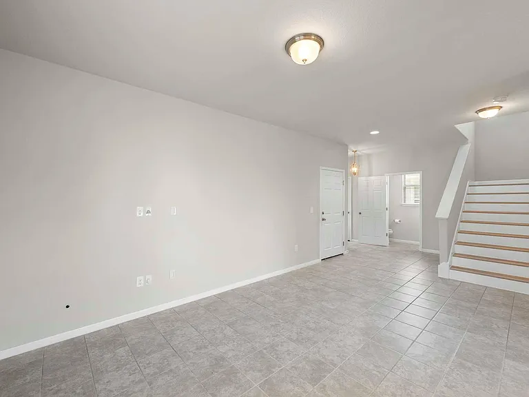 383 Eagle Brook Ln — Photo 6
