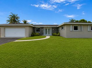 15445 SW 99th Ave, Miami, FL 33157