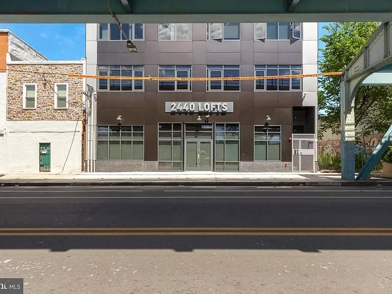 2440 Kensington Ave #203 — Photo 13