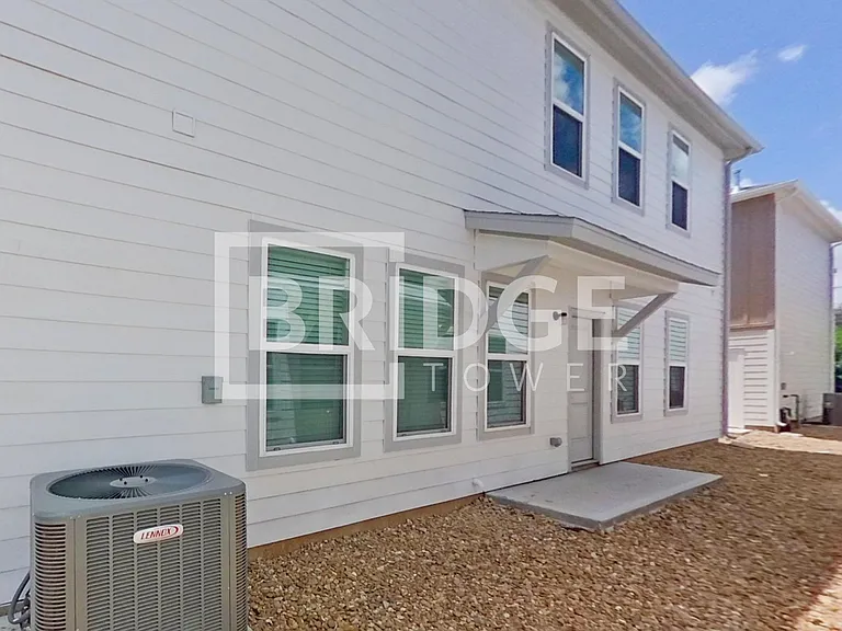 Lakewood Manor — Photo 46