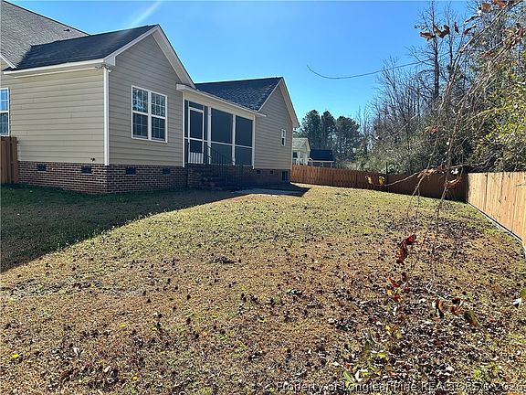 2nd image of 1920 Abbeydale Ln