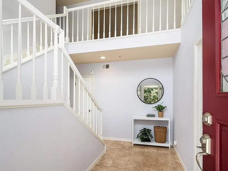 101 Brown Dr — Photo 6