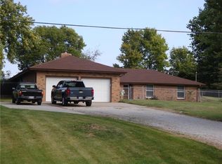 14160 Nottingham Dr, Leavenworth, KS 66048