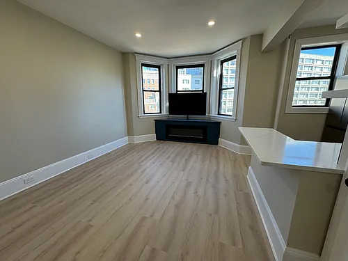 Floor plan 32