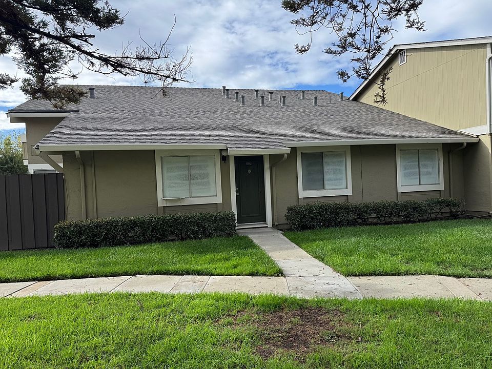 1st image of 2280A Warfield Way