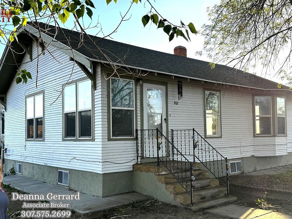 1st image of 302 E 20th Ave