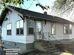 302 E 20th Ave, Torrington, WY 82240