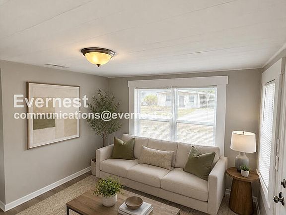 5th image of 2911 W Tyson Ave