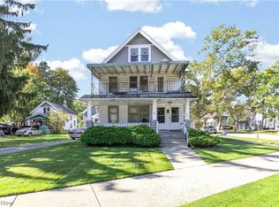 3372 Bosworth Rd, Cleveland, OH 44111