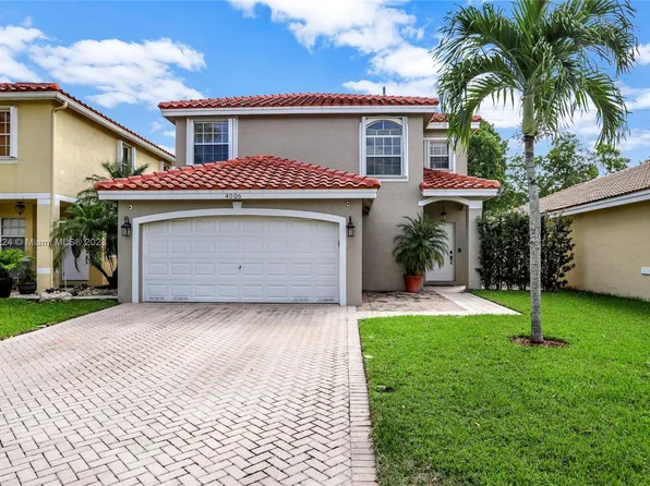 4006 Crescent Creek St, Coconut Creek, FL 33073