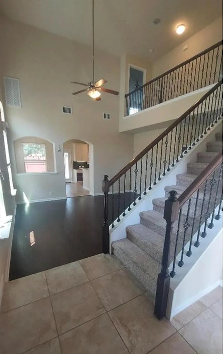 Building Photo - 8404 Harrier Dr #269