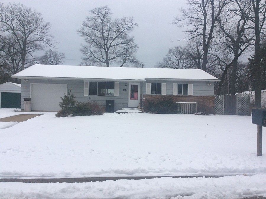 1st image of 3521 Hiawatha Dr