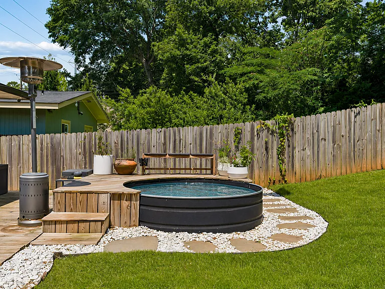 3464 Glenwood Rd — Photo 38