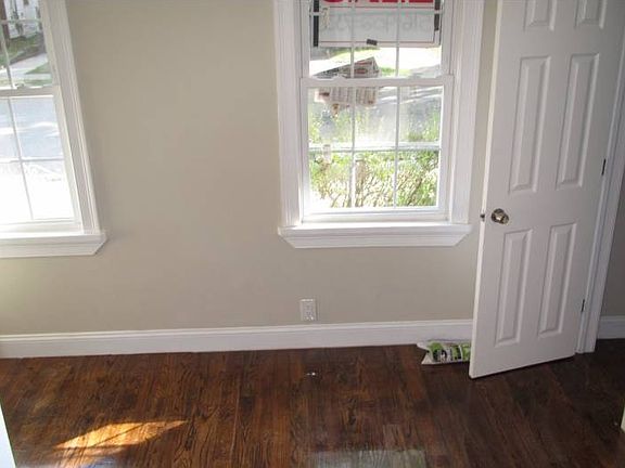 4th image of 19127 116th Ave