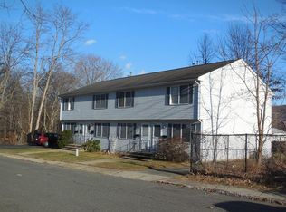 25 Lyman Ave, Easthampton, MA 01027