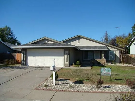 4385 Armadale Way photo 1