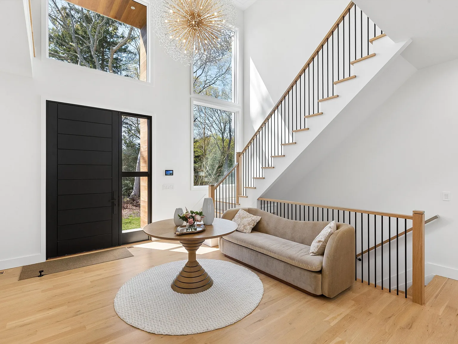 Brand New Construction With Gorgeous Golf Course Views — Photo 4