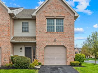 196 Melbourne Ln, Mechanicsburg, PA 17055