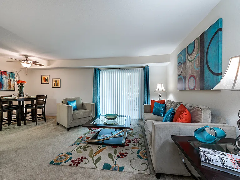The Palms Apartments — Photo 7