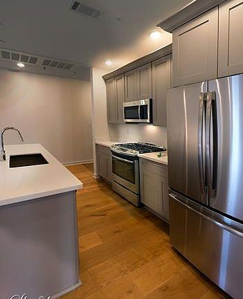 4th image of 8616 Oak St Unit 206