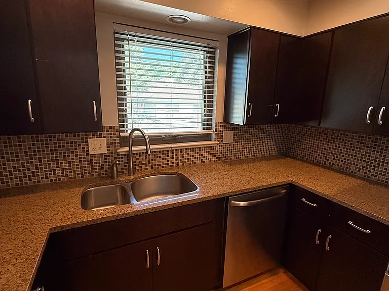 551 Detroit St #1 — Photo 28