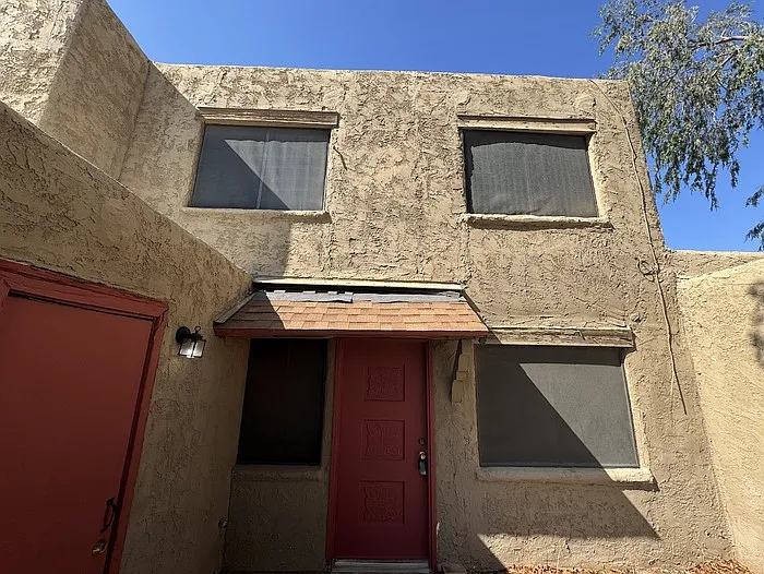 2 bed, 1.0 bath, 924 sqft, $1,295 — Photo 3