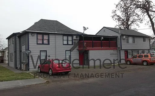 coll925 — Photo 2