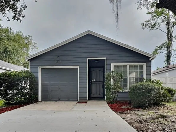 5629 Ellis Trace Dr, Jacksonville, FL 32205