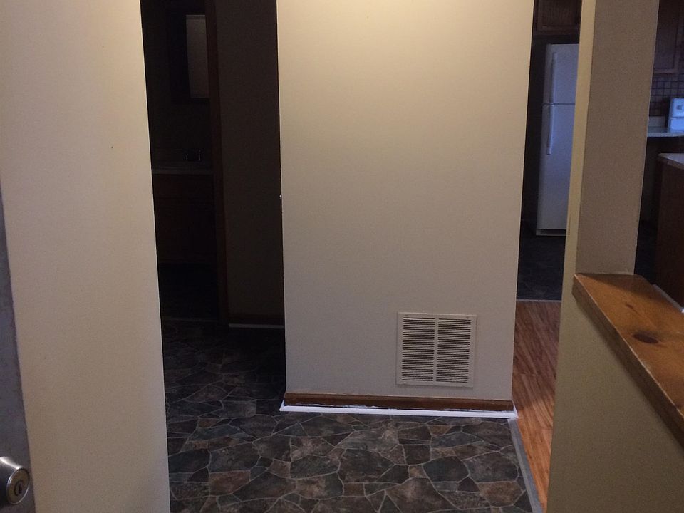 1st image of 1655 Foxhaven Dr APT 109