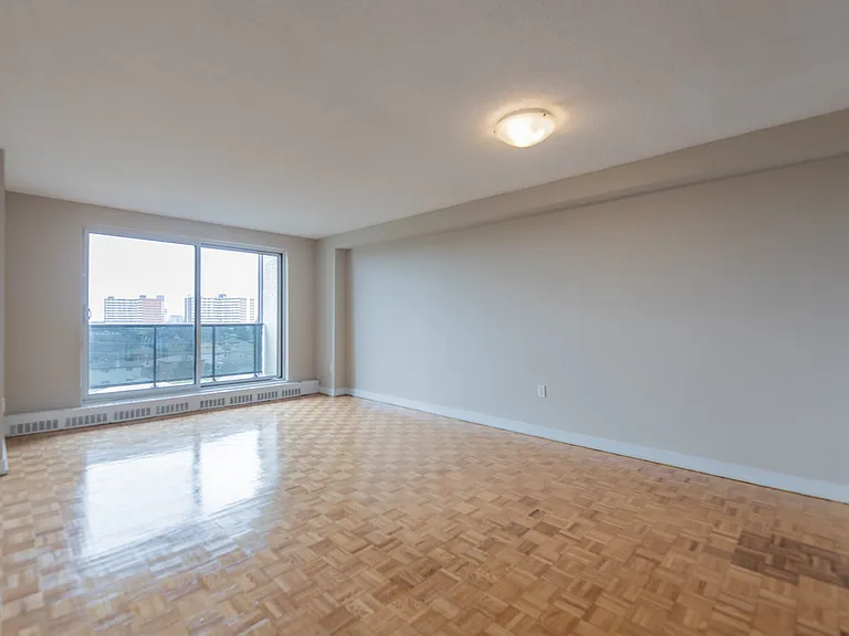 3000 Victoria Park Ave — Photo 7