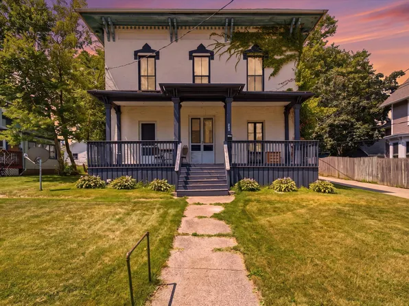 202 3rd St, Jackson, MI 49201